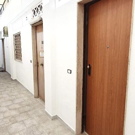 Апартаменты Urban Homy - Bari Centro Экстерьер фото